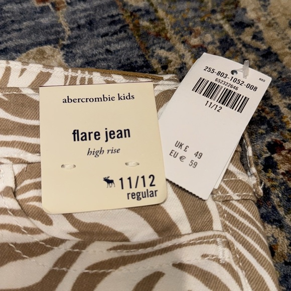 NWT Abercrombie kids Abercrombie & fitch high rise flare jeans 11/12R Girls/kids - Picture 5 of 11